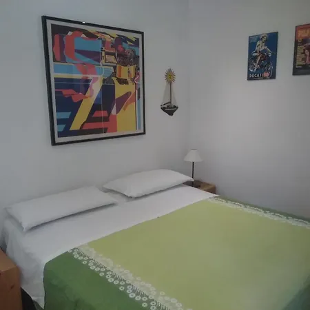 Dei Pini فندق مبيت وإفطار 3*
